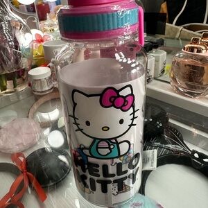 Hello Kitty Water Bottle with Pink Lid